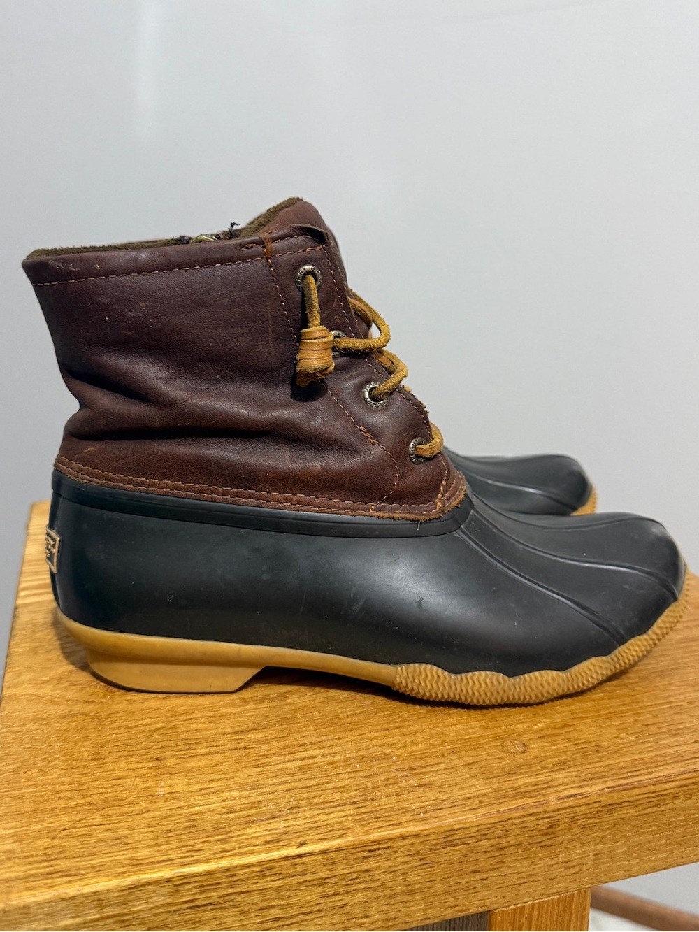 Sperry Saltwater Womens 8 Duck Boots Brown Leather Black Waterproof Rain Boots